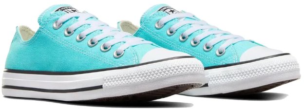 Turquoise low clearance top converse