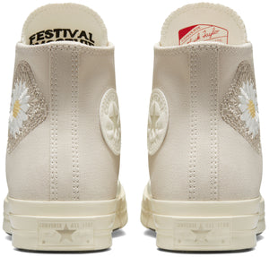 
            
                Load image into Gallery viewer, Converse Chuck Taylor All Star 1970s Hi Top Festival Florals Desert Sand/Egret/Light Gold
            
        