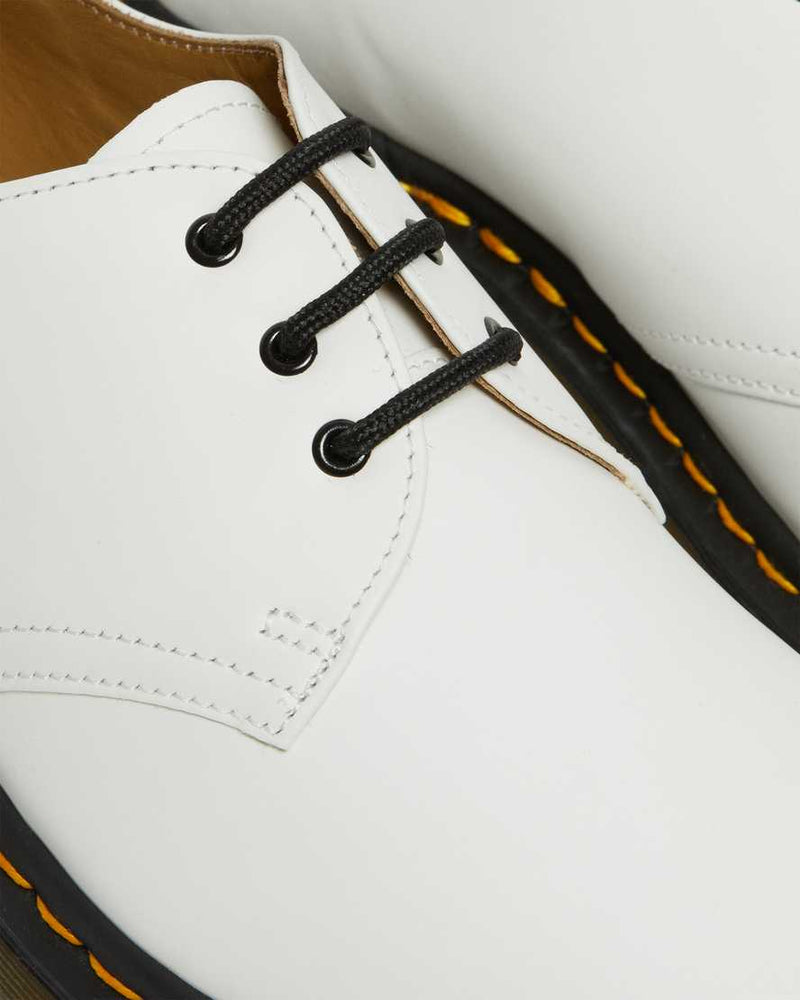 Dr. Martens 1461 Smooth Leather Low Top White