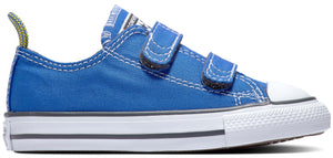 
            
                Load image into Gallery viewer, Converse Toddler Chuck Taylor All Star 2V Low Top Game Royal/Storm Wind
            
        