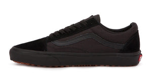 
            
                Load image into Gallery viewer, VANS OLD SKOOL (MADE FOR THE MAKERS) BLACK/BLACK
            
        