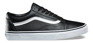 
            
                Load image into Gallery viewer, Vans Old Skool (Classic Tumble) Black/True Whit
            
        